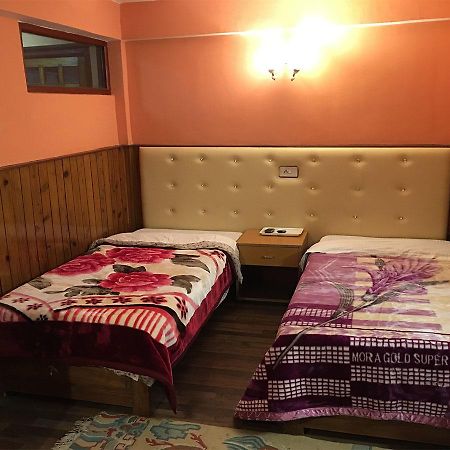 Hotel Sherpa Darjeeling (West Bengal) Exteriör bild
